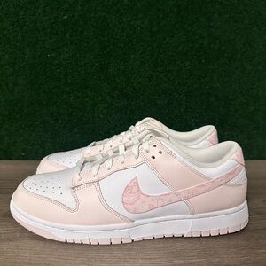 Nike Dunk Low ‘Pink Paisley’ Size 12